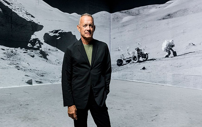 tom-hanks-destination-lune-atelier-des-lumieres-paris