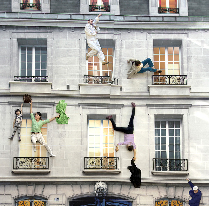 Leandro Erlich Studio Bâtiment, 2004